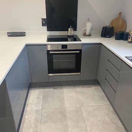 Modern 3-Bed Apartment In Magherafelt Sleeps 8 Extérieur photo